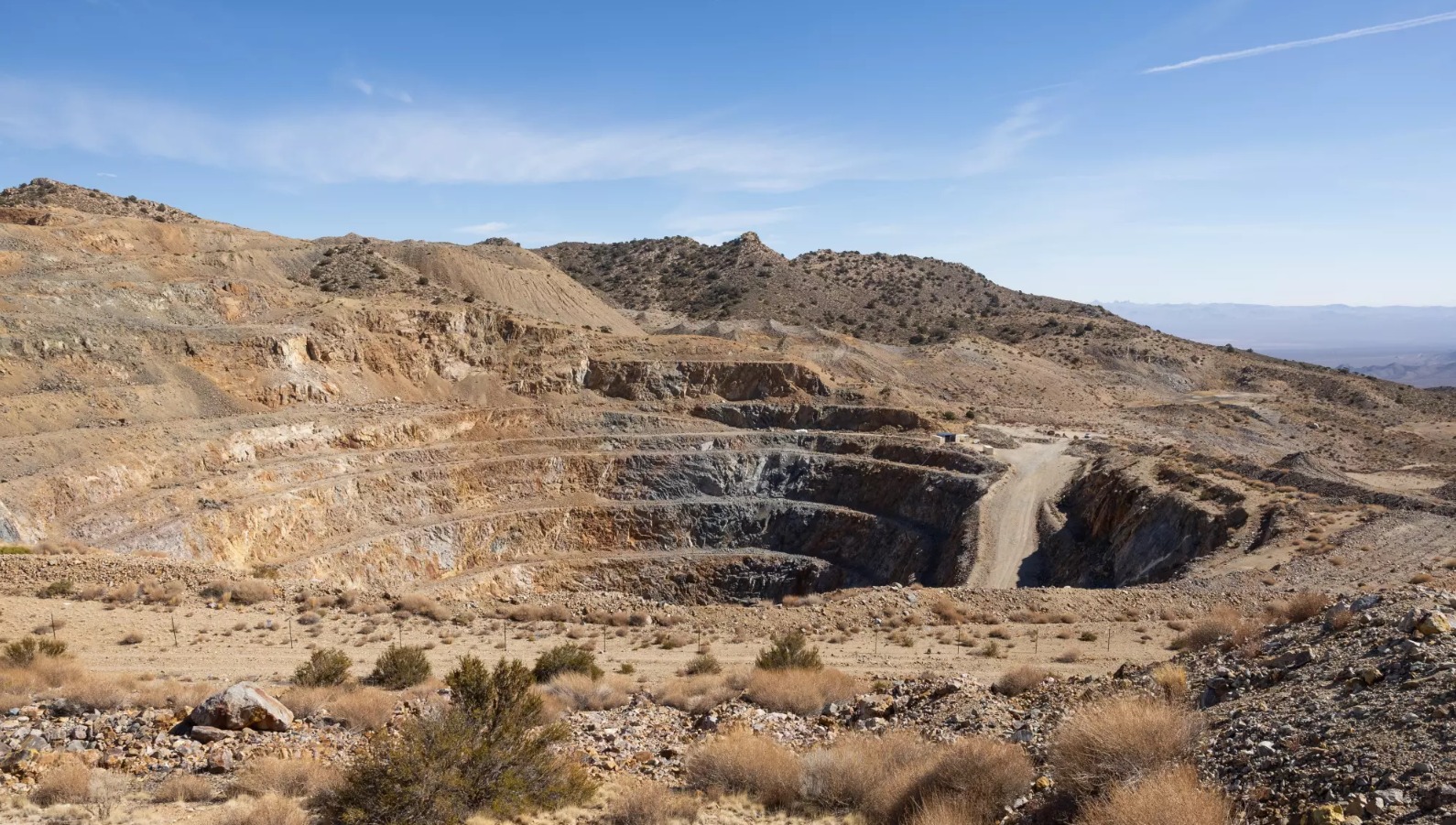 {"type":"elementor","siteurl":"https://musagold.com/wp-json/","elements":[{"id":"c6442de","elType":"widget","isInner":false,"isLocked":false,"settings":{"image":{"url":"https://musagold.com//app/data/wp-content/uploads/2025/04/PHOTO-2025-04-16-21-43-25.jpg","id":"24938","size":"","alt":"","source":"library"},"image_size":"medium_large","kng_adv_border_radius_value":"30% 70% 70% 30% / 30% 30% 70% 70%","pa_condition_repeater":[],"premium_tooltip_text":"Hi, I'm a global tooltip.","premium_tooltip_position":"top,bottom","image_custom_dimension":{"width":"","height":""},"caption_source":"none","caption":"","link_to":"none","link":{"url":"","is_external":"","nofollow":"","custom_attributes":""},"open_lightbox":"default","align":"","align_tablet":"","align_mobile":"","width":{"unit":"%","size":"","sizes":[]},"width_tablet":{"unit":"%","size":"","sizes":[]},"width_mobile":{"unit":"%","size":"","sizes":[]},"space":{"unit":"%","size":"","sizes":[]},"space_tablet":{"unit":"%","size":"","sizes":[]},"space_mobile":{"unit":"%","size":"","sizes":[]},"height":{"unit":"px","size":"","sizes":[]},"height_tablet":{"unit":"px","size":"","sizes":[]},"height_mobile":{"unit":"px","size":"","sizes":[]},"object-fit":"","object-fit_tablet":"","object-fit_mobile":"","object-position":"center center","object-position_tablet":"","object-position_mobile":"","opacity":{"unit":"px","size":"","sizes":[]},"css_filters_css_filter":"","css_filters_blur":{"unit":"px","size":0,"sizes":[]},"css_filters_brightness":{"unit":"px","size":100,"sizes":[]},"css_filters_contrast":{"unit":"px","size":100,"sizes":[]},"css_filters_saturate":{"unit":"px","size":100,"sizes":[]},"css_filters_hue":{"unit":"px","size":0,"sizes":[]},"opacity_hover":{"unit":"px","size":"","sizes":[]},"css_filters_hover_css_filter":"","css_filters_hover_blur":{"unit":"px","size":0,"sizes":[]},"css_filters_hover_brightness":{"unit":"px","size":100,"sizes":[]},"css_filters_hover_contrast":{"unit":"px","size":100,"sizes":[]},"css_filters_hover_saturate":{"unit":"px","size":100,"sizes":[]},"css_filters_hover_hue":{"unit":"px","size":0,"sizes":[]},"background_hover_transition":{"unit":"px","size":"","sizes":[]},"hover_animation":"","image_border_border":"","image_border_width":{"unit":"px","top":"","right":"","bottom":"","left":"","isLinked":true},"image_border_width_tablet":{"unit":"px","top":"","right":"","bottom":"","left":"","isLinked":true},"image_border_width_mobile":{"unit":"px","top":"","right":"","bottom":"","left":"","isLinked":true},"image_border_color":"","image_border_radius":{"unit":"px","top":"","right":"","bottom":"","left":"","isLinked":true},"image_border_radius_tablet":{"unit":"px","top":"","right":"","bottom":"","left":"","isLinked":true},"image_border_radius_mobile":{"unit":"px","top":"","right":"","bottom":"","left":"","isLinked":true},"image_box_shadow_box_shadow_type":"","image_box_shadow_box_shadow":{"horizontal":0,"vertical":0,"blur":10,"spread":0,"color":"rgba(0,0,0,0.5)"},"caption_align":"","caption_align_tablet":"","caption_align_mobile":"","text_color":"","caption_background_color":"","caption_typography_typography":"","caption_typography_font_family":"","caption_typography_font_size":{"unit":"px","size":"","sizes":[]},"caption_typography_font_size_tablet":{"unit":"px","size":"","sizes":[]},"caption_typography_font_size_mobile":{"unit":"px","size":"","sizes":[]},"caption_typography_font_weight":"","caption_typography_text_transform":"","caption_typography_font_style":"","caption_typography_text_decoration":"","caption_typography_line_height":{"unit":"px","size":"","sizes":[]},"caption_typography_line_height_tablet":{"unit":"em","size":"","sizes":[]},"caption_typography_line_height_mobile":{"unit":"em","size":"","sizes":[]},"caption_typography_letter_spacing":{"unit":"px","size":"","sizes":[]},"caption_typography_letter_spacing_tablet":{"unit":"px","size":"","sizes":[]},"caption_typography_letter_spacing_mobile":{"unit":"px","size":"","sizes":[]},"caption_typography_word_spacing":{"unit":"px","size":"","sizes":[]},"caption_typography_word_spacing_tablet":{"unit":"em","size":"","sizes":[]},"caption_typography_word_spacing_mobile":{"unit":"em","size":"","sizes":[]},"caption_text_shadow_text_shadow_type":"","caption_text_shadow_text_shadow":{"horizontal":0,"vertical":0,"blur":10,"color":"rgba(0,0,0,0.3)"},"caption_space":{"unit":"px","size":"","sizes":[]},"caption_space_tablet":{"unit":"px","size":"","sizes":[]},"caption_space_mobile":{"unit":"px","size":"","sizes":[]},"_title":"","_margin":{"unit":"px","top":"","right":"","bottom":"","left":"","isLinked":true},"_margin_tablet":{"unit":"px","top":"","right":"","bottom":"","left":"","isLinked":true},"_margin_mobile":{"unit":"px","top":"","right":"","bottom":"","left":"","isLinked":true},"_padding":{"unit":"px","top":"","right":"","bottom":"","left":"","isLinked":true},"_padding_tablet":{"unit":"px","top":"","right":"","bottom":"","left":"","isLinked":true},"_padding_mobile":{"unit":"px","top":"","right":"","bottom":"","left":"","isLinked":true},"_element_width":"","_element_width_tablet":"","_element_width_mobile":"","_element_custom_width":{"unit":"%","size":"","sizes":[]},"_element_custom_width_tablet":{"unit":"px","size":"","sizes":[]},"_element_custom_width_mobile":{"unit":"px","size":"","sizes":[]},"_grid_column":"","_grid_column_tablet":"","_grid_column_mobile":"","_grid_column_custom":"","_grid_column_custom_tablet":"","_grid_column_custom_mobile":"","_grid_row":"","_grid_row_tablet":"","_grid_row_mobile":"","_grid_row_custom":"","_grid_row_custom_tablet":"","_grid_row_custom_mobile":"","_element_vertical_align":"","_element_vertical_align_tablet":"","_element_vertical_align_mobile":"","_position":"","_offset_orientation_h":"start","_offset_x":{"unit":"px","size":0,"sizes":[]},"_offset_x_tablet":{"unit":"px","size":"","sizes":[]},"_offset_x_mobile":{"unit":"px","size":"","sizes":[]},"_offset_x_end":{"unit":"px","size":0,"sizes":[]},"_offset_x_end_tablet":{"unit":"px","size":"","sizes":[]},"_offset_x_end_mobile":{"unit":"px","size":"","sizes":[]},"_offset_orientation_v":"start","_offset_y":{"unit":"px","size":0,"sizes":[]},"_offset_y_tablet":{"unit":"px","size":"","sizes":[]},"_offset_y_mobile":{"unit":"px","size":"","sizes":[]},"_offset_y_end":{"unit":"px","size":0,"sizes":[]},"_offset_y_end_tablet":{"unit":"px","size":"","sizes":[]},"_offset_y_end_mobile":{"unit":"px","size":"","sizes":[]},"_z_index":"","_z_index_tablet":"","_z_index_mobile":"","_element_id":"","_css_classes":"","kng_glass_bg_enable":"","kng_glass_bg_blur_value":20,"kng_glass_bg_color":"rgba(0, 0, 0, 0)","kng_adv_border_radius_enable":"","kng_adv_border_radius_value_tablet":"","kng_adv_border_radius_value_mobile":"","kng_adv_border_radius_overflow":"hidden","kng_adv_border_radius_overflow_tablet":"","kng_adv_border_radius_overflow_mobile":"","kng_floating_animation_switch":"","kng_floating_animation_value_X":0,"kng_floating_animation_value":-20,"kng_floating_animation_duration":6000,"kng_floating_animation_delay":0,"kng_custom_css_switch":"","kng_custom_css":"[current-element] { }","kng_rotating_animation_switch":"","kng_rotating_animation_duration":8000,"kng_rotating_animation_delay":0,"kng_wrapper_link_switch":"","kng_wrapper_link":{"url":"","is_external":"","nofollow":"","custom_attributes":""},"trp_language_restriction":"","trp_language_restriction_automatic_translation":"","trp_restricted_languages":"","trp_exclude_handler":"","trp_excluded_languages":"","eael_wrapper_link_switch":"","eael_wrapper_link":{"url":"","is_external":"","nofollow":"","custom_attributes":""},"eael_wrapper_link_disable_traditional":"","eael_hover_effect_switch":"","eael_hover_effect_enable_live_changes":"","eael_hover_effect_opacity_popover":"","eael_hover_effect_opacity":{"unit":"px","size":0.8,"sizes":[]},"eael_hover_effect_filter_popover":"","eael_hover_effect_blur_is_on":"","eael_hover_effect_blur":{"unit":"px","size":1,"sizes":[]},"eael_hover_effect_contrast_is_on":"","eael_hover_effect_contrast":{"unit":"px","size":80,"sizes":[]},"eael_hover_effect_grayscale_is_on":"","eael_hover_effect_grayscal":{"unit":"px","size":40,"sizes":[]},"eael_hover_effect_invert_is_on":"","eael_hover_effect_invert":{"unit":"px","size":70,"sizes":[]},"eael_hover_effect_saturate_is_on":"","eael_hover_effect_saturate":{"unit":"px","size":50,"sizes":[]},"eael_hover_effect_sepia_is_on":"","eael_hover_effect_sepia":{"unit":"px","size":50,"sizes":[]},"eael_hover_effect_offset_popover":"","eael_hover_effect_offset_left":{"unit":"px","size":5,"sizes":[]},"eael_hover_effect_offset_left_tablet":{"unit":"px","size":"","sizes":[]},"eael_hover_effect_offset_left_mobile":{"unit":"px","size":"","sizes":[]},"eael_hover_effect_offset_top":{"unit":"px","size":5,"sizes":[]},"eael_hover_effect_offset_top_tablet":{"unit":"px","size":"","sizes":[]},"eael_hover_effect_offset_top_mobile":{"unit":"px","size":"","sizes":[]},"eael_hover_effect_transform_popover":"","eael_hover_effect_rotate_is_on":"","eael_hover_effect_transform_rotatex":{"unit":"px","size":0,"sizes":[]},"eael_hover_effect_transform_rotatex_tablet":{"unit":"px","size":"","sizes":[]},"eael_hover_effect_transform_rotatex_mobile":{"unit":"px","size":"","sizes":[]},"eael_hover_effect_transform_rotatey":{"unit":"px","size":0,"sizes":[]},"eael_hover_effect_transform_rotatey_tablet":{"unit":"px","size":"","sizes":[]},"eael_hover_effect_transform_rotatey_mobile":{"unit":"px","size":"","sizes":[]},"eael_hover_effect_transform_rotatez":{"unit":"px","size":5,"sizes":[]},"eael_hover_effect_transform_rotatez_tablet":{"unit":"px","size":"","sizes":[]},"eael_hover_effect_transform_rotatez_mobile":{"unit":"px","size":"","sizes":[]},"eael_hover_effect_scale_is_on":"","eael_hover_effect_transform_scalex":{"unit":"px","size":0.9,"sizes":[]},"eael_hover_effect_transform_scalex_tablet":{"unit":"px","size":"","sizes":[]},"eael_hover_effect_transform_scalex_mobile":{"unit":"px","size":"","sizes":[]},"eael_hover_effect_transform_scaley":{"unit":"px","size":0.9,"sizes":[]},"eael_hover_effect_transform_scaley_tablet":{"unit":"px","size":"","sizes":[]},"eael_hover_effect_transform_scaley_mobile":{"unit":"px","size":"","sizes":[]},"eael_hover_effect_skew_is_on":"","eael_hover_effect_transform_skewx":{"unit":"px","size":5,"sizes":[]},"eael_hover_effect_transform_skewx_tablet":{"unit":"px","size":"","sizes":[]},"eael_hover_effect_transform_skewx_mobile":{"unit":"px","size":"","sizes":[]},"eael_hover_effect_transform_skewy":{"unit":"px","size":5,"sizes":[]},"eael_hover_effect_transform_skewy_tablet":{"unit":"px","size":"","sizes":[]},"eael_hover_effect_transform_skewy_mobile":{"unit":"px","size":"","sizes":[]},"eael_hover_effect_general_settings_duration":{"unit":"px","size":1000,"sizes":[]},"eael_hover_effect_general_settings_delay":{"unit":"px","size":"","sizes":[]},"eael_hover_effect_general_settings_easing":"ease","eael_hover_effect_opacity_popover_hover":"","eael_hover_effect_opacity_hover":{"unit":"px","size":1,"sizes":[]},"eael_hover_effect_filter_hover_popover":"","eael_hover_effect_blur_hover_is_on":"","eael_hover_effect_blur_hover":{"unit":"px","size":0,"sizes":[]},"eael_hover_effect_contrast_hover_is_on":"","eael_hover_effect_contrast_hover":{"unit":"%","size":100,"sizes":[]},"eael_hover_effect_grayscale_hover_is_on":"","eael_hover_effect_grayscal_hover":{"unit":"%","size":0,"sizes":[]},"eael_hover_effect_invert_hover_is_on":"","eael_hover_effect_invert_hover":{"unit":"%","size":0,"sizes":[]},"eael_hover_effect_saturate_hover_is_on":"","eael_hover_effect_saturate_hover":{"unit":"%","size":100,"sizes":[]},"eael_hover_effect_sepia_hover_is_on":"","eael_hover_effect_sepia_hover":{"unit":"px","size":1,"sizes":[]},"eael_hover_effect_offset_hover_popover":"","eael_hover_effect_offset_hover_left":{"unit":"px","size":0,"sizes":[]},"eael_hover_effect_offset_hover_left_tablet":{"unit":"px","size":"","sizes":[]},"eael_hover_effect_offset_hover_left_mobile":{"unit":"px","size":"","sizes":[]},"eael_hover_effect_offset_hover_top":{"unit":"px","size":0,"sizes":[]},"eael_hover_effect_offset_hover_top_tablet":{"unit":"px","size":"","sizes":[]},"eael_hover_effect_offset_hover_top_mobile":{"unit":"px","size":"","sizes":[]},"eael_hover_effect_transform_hover_popover":"","eael_hover_effect_rotate_hover_is_on":"","eael_hover_effect_transform_hover_rotatex":{"unit":"px","size":0,"sizes":[]},"eael_hover_effect_transform_hover_rotatex_tablet":{"unit":"px","size":"","sizes":[]},"eael_hover_effect_transform_hover_rotatex_mobile":{"unit":"px","size":"","sizes":[]},"eael_hover_effect_transform_hover_rotatey":{"unit":"px","size":0,"sizes":[]},"eael_hover_effect_transform_hover_rotatey_tablet":{"unit":"px","size":"","sizes":[]},"eael_hover_effect_transform_hover_rotatey_mobile":{"unit":"px","size":"","sizes":[]},"eael_hover_effect_transform_hover_rotatez":{"unit":"px","size":0,"sizes":[]},"eael_hover_effect_transform_hover_rotatez_tablet":{"unit":"px","size":"","sizes":[]},"eael_hover_effect_transform_hover_rotatez_mobile":{"unit":"px","size":"","sizes":[]},"eael_hover_effect_scale_hover_is_on":"","eael_hover_effect_transform_hover_scalex":{"unit":"px","size":1,"sizes":[]},"eael_hover_effect_transform_hover_scalex_tablet":{"unit":"px","size":"","sizes":[]},"eael_hover_effect_transform_hover_scalex_mobile":{"unit":"px","size":"","sizes":[]},"eael_hover_effect_transform_hover_scaley":{"unit":"px","size":0,"sizes":[]},"eael_hover_effect_transform_hover_scaley_tablet":{"unit":"px","size":"","sizes":[]},"eael_hover_effect_transform_hover_scaley_mobile":{"unit":"px","size":"","sizes":[]},"eael_hover_effect_skew_hover_is_on":"","eael_hover_effect_transform_hover_skewx":{"unit":"px","size":0,"sizes":[]},"eael_hover_effect_transform_hover_skewx_tablet":{"unit":"px","size":"","sizes":[]},"eael_hover_effect_transform_hover_skewx_mobile":{"unit":"px","size":"","sizes":[]},"eael_hover_effect_transform_hover_skewy":{"unit":"px","size":0,"sizes":[]},"eael_hover_effect_transform_hover_skewy_tablet":{"unit":"px","size":"","sizes":[]},"eael_hover_effect_transform_hover_skewy_mobile":{"unit":"px","size":"","sizes":[]},"eael_hover_effect_general_settings_hover_duration":{"unit":"px","size":1000,"sizes":[]},"eael_hover_effect_general_settings_hover_delay":{"unit":"px","size":"","sizes":[]},"eael_hover_effect_general_settings_hover_easing":"ease","eael_hover_effect_hover_tilt":"","pa_display_conditions_switcher":"","pa_display_action":"show","pa_display_when":"any","premium_fe_switcher":"","premium_fe_target":"","premium_fe_translate_switcher":"","premium_fe_Xtranslate":{"unit":"px","size":"","sizes":{"from":0,"to":5}},"premium_fe_Xtranslate_tablet":{"unit":"px","size":"","sizes":[]},"premium_fe_Xtranslate_mobile":{"unit":"px","size":"","sizes":[]},"premium_fe_Ytranslate":{"unit":"px","size":"","sizes":{"from":0,"to":5}},"premium_fe_Ytranslate_tablet":{"unit":"px","size":"","sizes":[]},"premium_fe_Ytranslate_mobile":{"unit":"px","size":"","sizes":[]},"premium_fe_trans_duration":{"unit":"px","size":1000,"sizes":[]},"premium_fe_trans_delay":{"unit":"px","size":"","sizes":[]},"premium_fe_rotate_switcher":"","premium_fe_Xrotate":{"unit":"deg","size":"","sizes":{"from":0,"to":45}},"premium_fe_Xrotate_tablet":{"unit":"px","size":"","sizes":[]},"premium_fe_Xrotate_mobile":{"unit":"px","size":"","sizes":[]},"premium_fe_Yrotate":{"unit":"deg","size":"","sizes":{"from":0,"to":45}},"premium_fe_Yrotate_tablet":{"unit":"px","size":"","sizes":[]},"premium_fe_Yrotate_mobile":{"unit":"px","size":"","sizes":[]},"premium_fe_Zrotate":{"unit":"deg","size":"","sizes":{"from":0,"to":45}},"premium_fe_Zrotate_tablet":{"unit":"px","size":"","sizes":[]},"premium_fe_Zrotate_mobile":{"unit":"px","size":"","sizes":[]},"premium_fe_rotate_duration":{"unit":"px","size":1000,"sizes":[]},"premium_fe_rotate_delay":{"unit":"px","size":"","sizes":[]},"premium_fe_scale_switcher":"","premium_fe_Xscale":{"unit":"px","size":"","sizes":{"from":1,"to":1.2}},"premium_fe_Xscale_tablet":{"unit":"px","size":"","sizes":[]},"premium_fe_Xscale_mobile":{"unit":"px","size":"","sizes":[]},"premium_fe_Yscale":{"unit":"px","size":"","sizes":{"from":1,"to":1.2}},"premium_fe_Yscale_tablet":{"unit":"px","size":"","sizes":[]},"premium_fe_Yscale_mobile":{"unit":"px","size":"","sizes":[]},"premium_fe_scale_duration":{"unit":"px","size":1000,"sizes":[]},"premium_fe_scale_delay":{"unit":"px","size":"","sizes":[]},"premium_fe_skew_switcher":"","premium_fe_Xskew":{"unit":"deg","size":"","sizes":{"from":0,"to":20}},"premium_fe_Xskew_tablet":{"unit":"px","size":"","sizes":[]},"premium_fe_Xskew_mobile":{"unit":"px","size":"","sizes":[]},"premium_fe_Yskew":{"unit":"deg","size":"","sizes":{"from":0,"to":20}},"premium_fe_Yskew_tablet":{"unit":"px","size":"","sizes":[]},"premium_fe_Yskew_mobile":{"unit":"px","size":"","sizes":[]},"premium_fe_skew_duration":{"unit":"px","size":1000,"sizes":[]},"premium_fe_skew_delay":{"unit":"px","size":"","sizes":[]},"premium_fe_opacity_switcher":"","premium_fe_bg_color_switcher":"","premium_fe_blur_switcher":"","premium_fe_contrast_switcher":"","premium_fe_gScale_switcher":"","premium_fe_hue_switcher":"","premium_fe_brightness_switcher":"","premium_fe_saturate_switcher":"","premium_fe_direction":"alternate","premium_fe_loop":"default","premium_fe_loop_number":3,"premium_fe_easing":"easeInOutSine","premium_fe_ease_step":5,"premium_fe_disable_safari":"","premium_tooltip_switcher":"","pa_tooltip_target":"","premium_tooltip_type":"text","premium_tooltip_icon_switcher":"","premium_tooltip_icon":{"value":"fas fa-star","library":"fa-solid"},"premium_tooltip_lottie_url":"","premium_tooltip_lottie_loop":"true","premium_tooltip_lottie_reverse":"","hide_tooltip_on":[],"premium_tooltip_text_color":"","premium_tooltip_text_typo_typography":"","premium_tooltip_text_typo_font_family":"","premium_tooltip_text_typo_font_size":{"unit":"px","size":"","sizes":[]},"premium_tooltip_text_typo_font_size_tablet":{"unit":"px","size":"","sizes":[]},"premium_tooltip_text_typo_font_size_mobile":{"unit":"px","size":"","sizes":[]},"premium_tooltip_text_typo_font_weight":"","premium_tooltip_text_typo_text_transform":"","premium_tooltip_text_typo_font_style":"","premium_tooltip_text_typo_text_decoration":"","premium_tooltip_text_typo_line_height":{"unit":"px","size":"","sizes":[]},"premium_tooltip_text_typo_line_height_tablet":{"unit":"em","size":"","sizes":[]},"premium_tooltip_text_typo_line_height_mobile":{"unit":"em","size":"","sizes":[]},"premium_tooltip_text_typo_letter_spacing":{"unit":"px","size":"","sizes":[]},"premium_tooltip_text_typo_letter_spacing_tablet":{"unit":"px","size":"","sizes":[]},"premium_tooltip_text_typo_letter_spacing_mobile":{"unit":"px","size":"","sizes":[]},"premium_tooltip_text_typo_word_spacing":{"unit":"px","size":"","sizes":[]},"premium_tooltip_text_typo_word_spacing_tablet":{"unit":"em","size":"","sizes":[]},"premium_tooltip_text_typo_word_spacing_mobile":{"unit":"em","size":"","sizes":[]},"premium_tooltip_text_shadow_text_shadow_type":"","premium_tooltip_text_shadow_text_shadow":{"horizontal":0,"vertical":0,"blur":10,"color":"rgba(0,0,0,0.3)"},"premium_tooltip_icon_color":"","premium_tooltip_icon_size":{"unit":"px","size":"","sizes":[]},"premium_tooltip_icon_size_tablet":{"unit":"px","size":"","sizes":[]},"premium_tooltip_icon_size_mobile":{"unit":"px","size":"","sizes":[]},"premium_tooltip_icon_shadow_text_shadow_type":"","premium_tooltip_icon_shadow_text_shadow":{"horizontal":0,"vertical":0,"blur":10,"color":"rgba(0,0,0,0.3)"},"premium_tooltip_img_size":{"unit":"px","size":100,"sizes":[]},"premium_tooltip_img_size_tablet":{"unit":"px","size":"","sizes":[]},"premium_tooltip_img_size_mobile":{"unit":"px","size":"","sizes":[]},"premium_tooltip_img_fit":"cover","premium_tooltip_img_fit_tablet":"","premium_tooltip_img_fit_mobile":"","premium_tooltip_container_bg_background":"","premium_tooltip_container_bg_color":"","premium_tooltip_container_bg_color_stop":{"unit":"%","size":0,"sizes":[]},"premium_tooltip_container_bg_color_stop_tablet":{"unit":"%"},"premium_tooltip_container_bg_color_stop_mobile":{"unit":"%"},"premium_tooltip_container_bg_color_b":"#f2295b","premium_tooltip_container_bg_color_b_stop":{"unit":"%","size":100,"sizes":[]},"premium_tooltip_container_bg_color_b_stop_tablet":{"unit":"%"},"premium_tooltip_container_bg_color_b_stop_mobile":{"unit":"%"},"premium_tooltip_container_bg_gradient_type":"linear","premium_tooltip_container_bg_gradient_angle":{"unit":"deg","size":180,"sizes":[]},"premium_tooltip_container_bg_gradient_angle_tablet":{"unit":"deg"},"premium_tooltip_container_bg_gradient_angle_mobile":{"unit":"deg"},"premium_tooltip_container_bg_gradient_position":"center center","premium_tooltip_container_bg_gradient_position_tablet":"","premium_tooltip_container_bg_gradient_position_mobile":"","premium_tooltip_container_bg_image":{"url":"","id":"","size":""},"premium_tooltip_container_bg_image_tablet":{"url":"","id":"","size":""},"premium_tooltip_container_bg_image_mobile":{"url":"","id":"","size":""},"premium_tooltip_container_bg_position":"","premium_tooltip_container_bg_position_tablet":"","premium_tooltip_container_bg_position_mobile":"","premium_tooltip_container_bg_xpos":{"unit":"px","size":0,"sizes":[]},"premium_tooltip_container_bg_xpos_tablet":{"unit":"px","size":0,"sizes":[]},"premium_tooltip_container_bg_xpos_mobile":{"unit":"px","size":0,"sizes":[]},"premium_tooltip_container_bg_ypos":{"unit":"px","size":0,"sizes":[]},"premium_tooltip_container_bg_ypos_tablet":{"unit":"px","size":0,"sizes":[]},"premium_tooltip_container_bg_ypos_mobile":{"unit":"px","size":0,"sizes":[]},"premium_tooltip_container_bg_attachment":"","premium_tooltip_container_bg_repeat":"","premium_tooltip_container_bg_repeat_tablet":"","premium_tooltip_container_bg_repeat_mobile":"","premium_tooltip_container_bg_size":"","premium_tooltip_container_bg_size_tablet":"","premium_tooltip_container_bg_size_mobile":"","premium_tooltip_container_bg_bg_width":{"unit":"%","size":100,"sizes":[]},"premium_tooltip_container_bg_bg_width_tablet":{"unit":"px","size":"","sizes":[]},"premium_tooltip_container_bg_bg_width_mobile":{"unit":"px","size":"","sizes":[]},"premium_tooltip_container_bg_video_link":"","premium_tooltip_container_bg_video_start":"","premium_tooltip_container_bg_video_end":"","premium_tooltip_container_bg_play_once":"","premium_tooltip_container_bg_play_on_mobile":"","premium_tooltip_container_bg_privacy_mode":"","premium_tooltip_container_bg_video_fallback":{"url":"","id":"","size":""},"premium_tooltip_container_bg_slideshow_gallery":[],"premium_tooltip_container_bg_slideshow_loop":"yes","premium_tooltip_container_bg_slideshow_slide_duration":5000,"premium_tooltip_container_bg_slideshow_slide_transition":"fade","premium_tooltip_container_bg_slideshow_transition_duration":500,"premium_tooltip_container_bg_slideshow_background_size":"","premium_tooltip_container_bg_slideshow_background_size_tablet":"","premium_tooltip_container_bg_slideshow_background_size_mobile":"","premium_tooltip_container_bg_slideshow_background_position":"","premium_tooltip_container_bg_slideshow_background_position_tablet":"","premium_tooltip_container_bg_slideshow_background_position_mobile":"","premium_tooltip_container_bg_slideshow_lazyload":"","premium_tooltip_container_bg_slideshow_ken_burns":"","premium_tooltip_container_bg_slideshow_ken_burns_zoom_direction":"in","premium_tooltip_container_border_border":"","premium_tooltip_container_border_width":{"unit":"px","top":"","right":"","bottom":"","left":"","isLinked":true},"premium_tooltip_container_border_width_tablet":{"unit":"px","top":"","right":"","bottom":"","left":"","isLinked":true},"premium_tooltip_container_border_width_mobile":{"unit":"px","top":"","right":"","bottom":"","left":"","isLinked":true},"premium_tooltip_container_border_color":"","premium_tooltip_container_border_radius":{"unit":"px","size":"","sizes":[]},"premium_tooltip_container_box_shadow_box_shadow_type":"","premium_tooltip_container_box_shadow_box_shadow":{"horizontal":0,"vertical":0,"blur":10,"spread":0,"color":"rgba(0,0,0,0.5)"},"premium_tooltip_container_box_shadow_box_shadow_position":" ","premium_tooltip_container_padding":{"unit":"px","top":"","right":"","bottom":"","left":"","isLinked":true},"premium_tooltip_container_padding_tablet":{"unit":"px","top":"","right":"","bottom":"","left":"","isLinked":true},"premium_tooltip_container_padding_mobile":{"unit":"px","top":"","right":"","bottom":"","left":"","isLinked":true},"premium_tooltip_arrow_color":"","premium_tooltip_mouse_follow":"","premium_tooltip_arrow":"","premium_tooltip_trigger":"hover","premium_tooltip_distance_position":6,"premium_tooltip_min_width":{"unit":"px","size":"","sizes":[]},"premium_tooltip_min_width_tablet":{"unit":"px","size":"","sizes":[]},"premium_tooltip_min_width_mobile":{"unit":"px","size":"","sizes":[]},"premium_tooltip_max_width":{"unit":"px","size":"","sizes":[]},"premium_tooltip_max_width_tablet":{"unit":"px","size":"","sizes":[]},"premium_tooltip_max_width_mobile":{"unit":"px","size":"","sizes":[]},"premium_tooltip_height":{"unit":"px","size":"","sizes":[]},"premium_tooltip_height_tablet":{"unit":"px","size":"","sizes":[]},"premium_tooltip_height_mobile":{"unit":"px","size":"","sizes":[]},"premium_tooltip_anime":"fade","premium_tooltip_anime_dur":350,"premium_tooltip_delay":10,"pa_tooltip_zindex":"","premium_wrapper_link_switcher":"","premium_wrapper_link_selection":"url","premium_wrapper_link":{"url":"","is_external":"","nofollow":"","custom_attributes":""},"premium_wrapper_existing_link":"","_animation":"","_animation_tablet":"","_animation_mobile":"","animation_duration":"","_animation_delay":"","_transform_rotate_popover":"","_transform_rotateZ_effect":{"unit":"px","size":"","sizes":[]},"_transform_rotateZ_effect_tablet":{"unit":"deg","size":"","sizes":[]},"_transform_rotateZ_effect_mobile":{"unit":"deg","size":"","sizes":[]},"_transform_rotate_3d":"","_transform_rotateX_effect":{"unit":"px","size":"","sizes":[]},"_transform_rotateX_effect_tablet":{"unit":"deg","size":"","sizes":[]},"_transform_rotateX_effect_mobile":{"unit":"deg","size":"","sizes":[]},"_transform_rotateY_effect":{"unit":"px","size":"","sizes":[]},"_transform_rotateY_effect_tablet":{"unit":"deg","size":"","sizes":[]},"_transform_rotateY_effect_mobile":{"unit":"deg","size":"","sizes":[]},"_transform_perspective_effect":{"unit":"px","size":"","sizes":[]},"_transform_perspective_effect_tablet":{"unit":"px","size":"","sizes":[]},"_transform_perspective_effect_mobile":{"unit":"px","size":"","sizes":[]},"_transform_translate_popover":"","_transform_translateX_effect":{"unit":"px","size":"","sizes":[]},"_transform_translateX_effect_tablet":{"unit":"px","size":"","sizes":[]},"_transform_translateX_effect_mobile":{"unit":"px","size":"","sizes":[]},"_transform_translateY_effect":{"unit":"px","size":"","sizes":[]},"_transform_translateY_effect_tablet":{"unit":"px","size":"","sizes":[]},"_transform_translateY_effect_mobile":{"unit":"px","size":"","sizes":[]},"_transform_scale_popover":"","_transform_keep_proportions":"yes","_transform_scale_effect":{"unit":"px","size":"","sizes":[]},"_transform_scale_effect_tablet":{"unit":"px","size":"","sizes":[]},"_transform_scale_effect_mobile":{"unit":"px","size":"","sizes":[]},"_transform_scaleX_effect":{"unit":"px","size":"","sizes":[]},"_transform_scaleX_effect_tablet":{"unit":"px","size":"","sizes":[]},"_transform_scaleX_effect_mobile":{"unit":"px","size":"","sizes":[]},"_transform_scaleY_effect":{"unit":"px","size":"","sizes":[]},"_transform_scaleY_effect_tablet":{"unit":"px","size":"","sizes":[]},"_transform_scaleY_effect_mobile":{"unit":"px","size":"","sizes":[]},"_transform_skew_popover":"","_transform_skewX_effect":{"unit":"px","size":"","sizes":[]},"_transform_skewX_effect_tablet":{"unit":"deg","size":"","sizes":[]},"_transform_skewX_effect_mobile":{"unit":"deg","size":"","sizes":[]},"_transform_skewY_effect":{"unit":"px","size":"","sizes":[]},"_transform_skewY_effect_tablet":{"unit":"deg","size":"","sizes":[]},"_transform_skewY_effect_mobile":{"unit":"deg","size":"","sizes":[]},"_transform_flipX_effect":"","_transform_flipY_effect":"","_transform_rotate_popover_hover":"","_transform_rotateZ_effect_hover":{"unit":"px","size":"","sizes":[]},"_transform_rotateZ_effect_hover_tablet":{"unit":"deg","size":"","sizes":[]},"_transform_rotateZ_effect_hover_mobile":{"unit":"deg","size":"","sizes":[]},"_transform_rotate_3d_hover":"","_transform_rotateX_effect_hover":{"unit":"px","size":"","sizes":[]},"_transform_rotateX_effect_hover_tablet":{"unit":"deg","size":"","sizes":[]},"_transform_rotateX_effect_hover_mobile":{"unit":"deg","size":"","sizes":[]},"_transform_rotateY_effect_hover":{"unit":"px","size":"","sizes":[]},"_transform_rotateY_effect_hover_tablet":{"unit":"deg","size":"","sizes":[]},"_transform_rotateY_effect_hover_mobile":{"unit":"deg","size":"","sizes":[]},"_transform_perspective_effect_hover":{"unit":"px","size":"","sizes":[]},"_transform_perspective_effect_hover_tablet":{"unit":"px","size":"","sizes":[]},"_transform_perspective_effect_hover_mobile":{"unit":"px","size":"","sizes":[]},"_transform_translate_popover_hover":"","_transform_translateX_effect_hover":{"unit":"px","size":"","sizes":[]},"_transform_translateX_effect_hover_tablet":{"unit":"px","size":"","sizes":[]},"_transform_translateX_effect_hover_mobile":{"unit":"px","size":"","sizes":[]},"_transform_translateY_effect_hover":{"unit":"px","size":"","sizes":[]},"_transform_translateY_effect_hover_tablet":{"unit":"px","size":"","sizes":[]},"_transform_translateY_effect_hover_mobile":{"unit":"px","size":"","sizes":[]},"_transform_scale_popover_hover":"","_transform_keep_proportions_hover":"yes","_transform_scale_effect_hover":{"unit":"px","size":"","sizes":[]},"_transform_scale_effect_hover_tablet":{"unit":"px","size":"","sizes":[]},"_transform_scale_effect_hover_mobile":{"unit":"px","size":"","sizes":[]},"_transform_scaleX_effect_hover":{"unit":"px","size":"","sizes":[]},"_transform_scaleX_effect_hover_tablet":{"unit":"px","size":"","sizes":[]},"_transform_scaleX_effect_hover_mobile":{"unit":"px","size":"","sizes":[]},"_transform_scaleY_effect_hover":{"unit":"px","size":"","sizes":[]},"_transform_scaleY_effect_hover_tablet":{"unit":"px","size":"","sizes":[]},"_transform_scaleY_effect_hover_mobile":{"unit":"px","size":"","sizes":[]},"_transform_skew_popover_hover":"","_transform_skewX_effect_hover":{"unit":"px","size":"","sizes":[]},"_transform_skewX_effect_hover_tablet":{"unit":"deg","size":"","sizes":[]},"_transform_skewX_effect_hover_mobile":{"unit":"deg","size":"","sizes":[]},"_transform_skewY_effect_hover":{"unit":"px","size":"","sizes":[]},"_transform_skewY_effect_hover_tablet":{"unit":"deg","size":"","sizes":[]},"_transform_skewY_effect_hover_mobile":{"unit":"deg","size":"","sizes":[]},"_transform_flipX_effect_hover":"","_transform_flipY_effect_hover":"","_transform_transition_hover":{"unit":"px","size":"","sizes":[]},"motion_fx_transform_x_anchor_point":"","motion_fx_transform_x_anchor_point_tablet":"","motion_fx_transform_x_anchor_point_mobile":"","motion_fx_transform_y_anchor_point":"","motion_fx_transform_y_anchor_point_tablet":"","motion_fx_transform_y_anchor_point_mobile":"","_background_background":"","_background_color":"","_background_color_stop":{"unit":"%","size":0,"sizes":[]},"_background_color_stop_tablet":{"unit":"%"},"_background_color_stop_mobile":{"unit":"%"},"_background_color_b":"#f2295b","_background_color_b_stop":{"unit":"%","size":100,"sizes":[]},"_background_color_b_stop_tablet":{"unit":"%"},"_background_color_b_stop_mobile":{"unit":"%"},"_background_gradient_type":"linear","_background_gradient_angle":{"unit":"deg","size":180,"sizes":[]},"_background_gradient_angle_tablet":{"unit":"deg"},"_background_gradient_angle_mobile":{"unit":"deg"},"_background_gradient_position":"center center","_background_gradient_position_tablet":"","_background_gradient_position_mobile":"","_background_image":{"url":"","id":"","size":""},"_background_image_tablet":{"url":"","id":"","size":""},"_background_image_mobile":{"url":"","id":"","size":""},"_background_position":"","_background_position_tablet":"","_background_position_mobile":"","_background_xpos":{"unit":"px","size":0,"sizes":[]},"_background_xpos_tablet":{"unit":"px","size":0,"sizes":[]},"_background_xpos_mobile":{"unit":"px","size":0,"sizes":[]},"_background_ypos":{"unit":"px","size":0,"sizes":[]},"_background_ypos_tablet":{"unit":"px","size":0,"sizes":[]},"_background_ypos_mobile":{"unit":"px","size":0,"sizes":[]},"_background_attachment":"","_background_repeat":"","_background_repeat_tablet":"","_background_repeat_mobile":"","_background_size":"","_background_size_tablet":"","_background_size_mobile":"","_background_bg_width":{"unit":"%","size":100,"sizes":[]},"_background_bg_width_tablet":{"unit":"px","size":"","sizes":[]},"_background_bg_width_mobile":{"unit":"px","size":"","sizes":[]},"_background_video_link":"","_background_video_start":"","_background_video_end":"","_background_play_once":"","_background_play_on_mobile":"","_background_privacy_mode":"","_background_video_fallback":{"url":"","id":"","size":""},"_background_slideshow_gallery":[],"_background_slideshow_loop":"yes","_background_slideshow_slide_duration":5000,"_background_slideshow_slide_transition":"fade","_background_slideshow_transition_duration":500,"_background_slideshow_background_size":"","_background_slideshow_background_size_tablet":"","_background_slideshow_background_size_mobile":"","_background_slideshow_background_position":"","_background_slideshow_background_position_tablet":"","_background_slideshow_background_position_mobile":"","_background_slideshow_lazyload":"","_background_slideshow_ken_burns":"","_background_slideshow_ken_burns_zoom_direction":"in","_background_hover_background":"","_background_hover_color":"","_background_hover_color_stop":{"unit":"%","size":0,"sizes":[]},"_background_hover_color_stop_tablet":{"unit":"%"},"_background_hover_color_stop_mobile":{"unit":"%"},"_background_hover_color_b":"#f2295b","_background_hover_color_b_stop":{"unit":"%","size":100,"sizes":[]},"_background_hover_color_b_stop_tablet":{"unit":"%"},"_background_hover_color_b_stop_mobile":{"unit":"%"},"_background_hover_gradient_type":"linear","_background_hover_gradient_angle":{"unit":"deg","size":180,"sizes":[]},"_background_hover_gradient_angle_tablet":{"unit":"deg"},"_background_hover_gradient_angle_mobile":{"unit":"deg"},"_background_hover_gradient_position":"center center","_background_hover_gradient_position_tablet":"","_background_hover_gradient_position_mobile":"","_background_hover_image":{"url":"","id":"","size":""},"_background_hover_image_tablet":{"url":"","id":"","size":""},"_background_hover_image_mobile":{"url":"","id":"","size":""},"_background_hover_position":"","_background_hover_position_tablet":"","_background_hover_position_mobile":"","_background_hover_xpos":{"unit":"px","size":0,"sizes":[]},"_background_hover_xpos_tablet":{"unit":"px","size":0,"sizes":[]},"_background_hover_xpos_mobile":{"unit":"px","size":0,"sizes":[]},"_background_hover_ypos":{"unit":"px","size":0,"sizes":[]},"_background_hover_ypos_tablet":{"unit":"px","size":0,"sizes":[]},"_background_hover_ypos_mobile":{"unit":"px","size":0,"sizes":[]},"_background_hover_attachment":"","_background_hover_repeat":"","_background_hover_repeat_tablet":"","_background_hover_repeat_mobile":"","_background_hover_size":"","_background_hover_size_tablet":"","_background_hover_size_mobile":"","_background_hover_bg_width":{"unit":"%","size":100,"sizes":[]},"_background_hover_bg_width_tablet":{"unit":"px","size":"","sizes":[]},"_background_hover_bg_width_mobile":{"unit":"px","size":"","sizes":[]},"_background_hover_video_link":"","_background_hover_video_start":"","_background_hover_video_end":"","_background_hover_play_once":"","_background_hover_play_on_mobile":"","_background_hover_privacy_mode":"","_background_hover_video_fallback":{"url":"","id":"","size":""},"_background_hover_slideshow_gallery":[],"_background_hover_slideshow_loop":"yes","_background_hover_slideshow_slide_duration":5000,"_background_hover_slideshow_slide_transition":"fade","_background_hover_slideshow_transition_duration":500,"_background_hover_slideshow_background_size":"","_background_hover_slideshow_background_size_tablet":"","_background_hover_slideshow_background_size_mobile":"","_background_hover_slideshow_background_position":"","_background_hover_slideshow_background_position_tablet":"","_background_hover_slideshow_background_position_mobile":"","_background_hover_slideshow_lazyload":"","_background_hover_slideshow_ken_burns":"","_background_hover_slideshow_ken_burns_zoom_direction":"in","_background_hover_transition":{"unit":"px","size":"","sizes":[]},"_border_border":"","_border_width":{"unit":"px","top":"","right":"","bottom":"","left":"","isLinked":true},"_border_width_tablet":{"unit":"px","top":"","right":"","bottom":"","left":"","isLinked":true},"_border_width_mobile":{"unit":"px","top":"","right":"","bottom":"","left":"","isLinked":true},"_border_color":"","_border_radius":{"unit":"px","top":"","right":"","bottom":"","left":"","isLinked":true},"_border_radius_tablet":{"unit":"px","top":"","right":"","bottom":"","left":"","isLinked":true},"_border_radius_mobile":{"unit":"px","top":"","right":"","bottom":"","left":"","isLinked":true},"_box_shadow_box_shadow_type":"","_box_shadow_box_shadow":{"horizontal":0,"vertical":0,"blur":10,"spread":0,"color":"rgba(0,0,0,0.5)"},"_box_shadow_box_shadow_position":" ","_border_hover_border":"","_border_hover_width":{"unit":"px","top":"","right":"","bottom":"","left":"","isLinked":true},"_border_hover_width_tablet":{"unit":"px","top":"","right":"","bottom":"","left":"","isLinked":true},"_border_hover_width_mobile":{"unit":"px","top":"","right":"","bottom":"","left":"","isLinked":true},"_border_hover_color":"","_border_radius_hover":{"unit":"px","top":"","right":"","bottom":"","left":"","isLinked":true},"_border_radius_hover_tablet":{"unit":"px","top":"","right":"","bottom":"","left":"","isLinked":true},"_border_radius_hover_mobile":{"unit":"px","top":"","right":"","bottom":"","left":"","isLinked":true},"_box_shadow_hover_box_shadow_type":"","_box_shadow_hover_box_shadow":{"horizontal":0,"vertical":0,"blur":10,"spread":0,"color":"rgba(0,0,0,0.5)"},"_box_shadow_hover_box_shadow_position":" ","_border_hover_transition":{"unit":"px","size":"","sizes":[]},"_mask_switch":"","_mask_shape":"circle","_mask_image":{"url":"","id":"","size":""},"_mask_notice":"","_mask_size":"contain","_mask_size_tablet":"","_mask_size_mobile":"","_mask_size_scale":{"unit":"%","size":100,"sizes":[]},"_mask_size_scale_tablet":{"unit":"px","size":"","sizes":[]},"_mask_size_scale_mobile":{"unit":"px","size":"","sizes":[]},"_mask_position":"center center","_mask_position_tablet":"","_mask_position_mobile":"","_mask_position_x":{"unit":"%","size":0,"sizes":[]},"_mask_position_x_tablet":{"unit":"px","size":"","sizes":[]},"_mask_position_x_mobile":{"unit":"px","size":"","sizes":[]},"_mask_position_y":{"unit":"%","size":0,"sizes":[]},"_mask_position_y_tablet":{"unit":"px","size":"","sizes":[]},"_mask_position_y_mobile":{"unit":"px","size":"","sizes":[]},"_mask_repeat":"no-repeat","_mask_repeat_tablet":"","_mask_repeat_mobile":"","hide_desktop":"","hide_tablet":"","hide_mobile":""},"defaultEditSettings":{"defaultEditRoute":"content"},"elements":[],"widgetType":"image","htmlCache":"\t\t\n\t\t\t\t\t\t\t\t\t\t\t\t\t\t\t\t\t\t\t\t\t\t\t\t\t\t\t\t\t\t\n\t\t","editSettings":{"defaultEditRoute":"content","panel":{"activeTab":"content","activeSection":"section_image"}}}]}